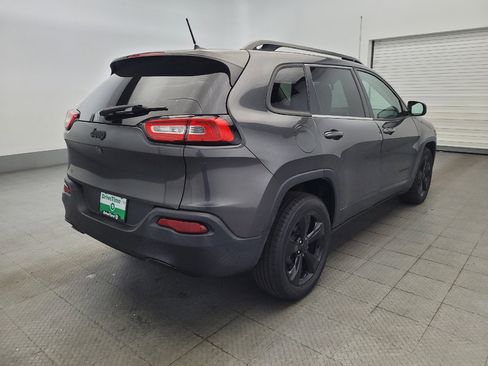 Used 2015 Jeep Cherokee Latitude FWD image 9