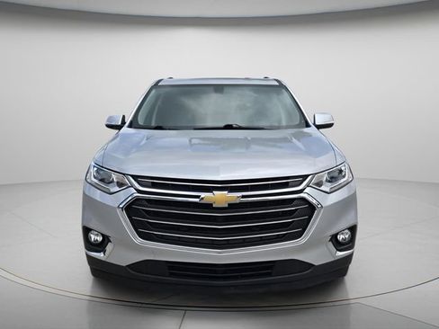 Used 2019 Chevrolet Traverse LT FWD image 4