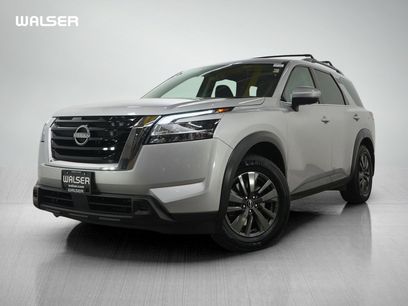Used 2022 Nissan Pathfinder SV w/ SV Premium Package