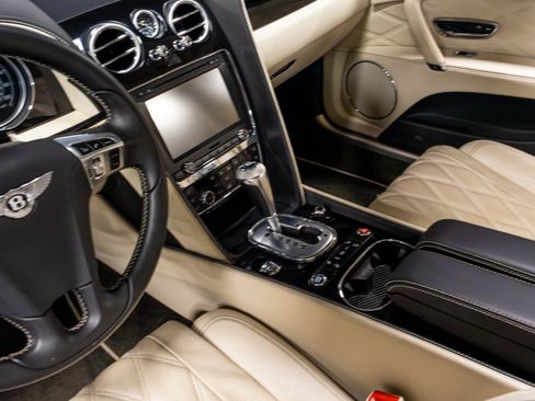 Used 2015 Bentley Flying Spur V8 AWD/4WD image 9