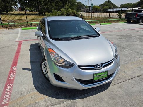 Used 2013 Hyundai Elantra GLS FWD image 57