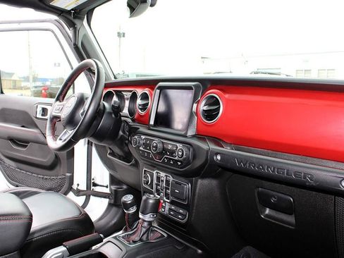 Used 2022 Jeep Wrangler Unlimited Rubicon w/ LED Lighting Group image 48