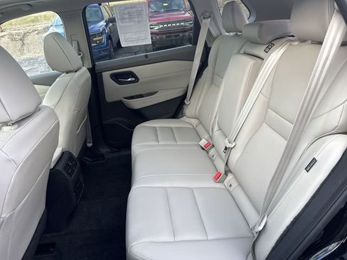 Used 2023 Nissan Rogue SL w/ SL Premium Package image 27