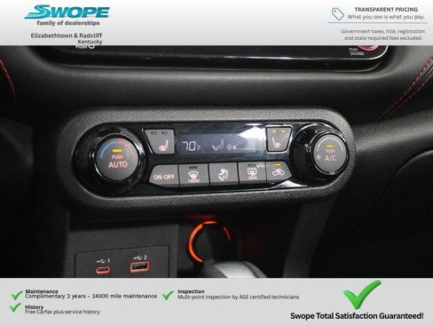 Used 2023 Nissan Kicks SR w/ SR Premium Package FWD image 20