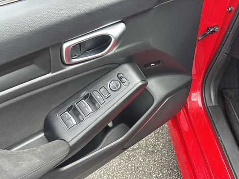 Used 2024 Honda Civic Sport image 14
