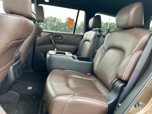 Used 2017 INFINITI QX80 Limited w/ All Season Package AWD/4WD image 16
