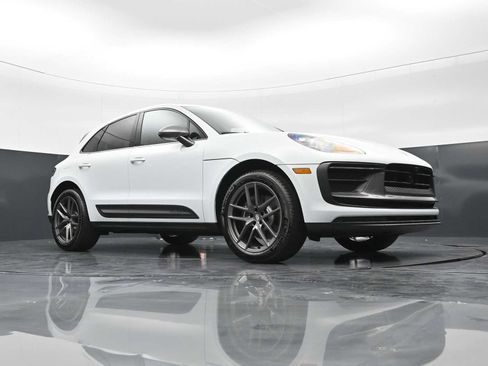 New 2026 Porsche Macan Turbo AWD/4WD image 44
