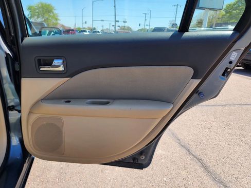 Used 2011 Ford Fusion SE w/ 202A Rapid Spec Order Code FWD image 11