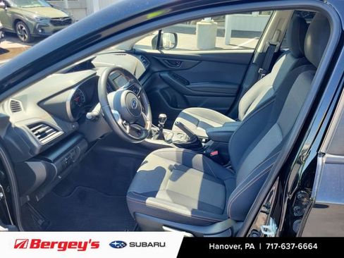 Used 2021 Subaru Crosstrek 2.0i Premium image 8