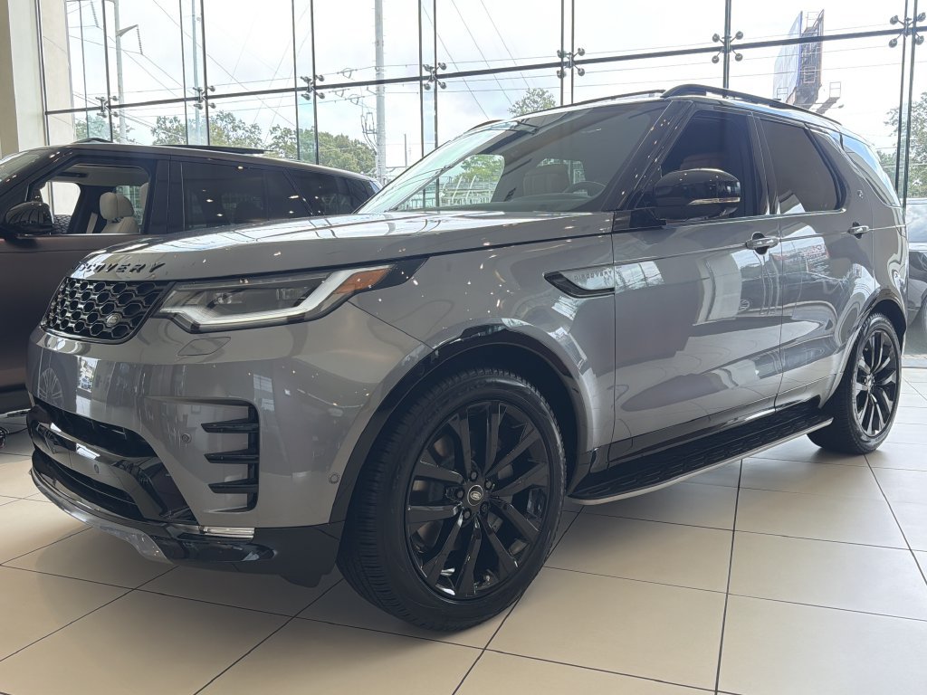 New 2026 Land Rover Discovery Dynamic SE AWD/4WD image 1
