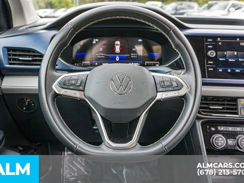 Used 2024 Volkswagen Taos SE image 27