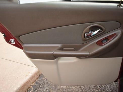 Used 2006 Chevrolet Malibu LT FWD image 26