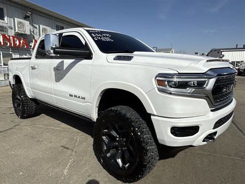 Used 2019 RAM 1500 Limited image 10
