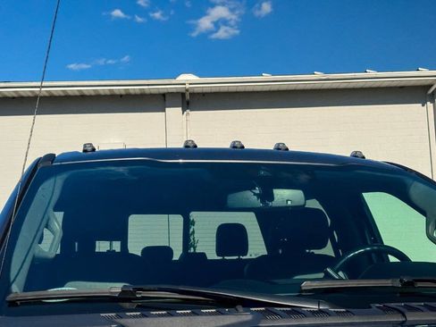 Used 2021 Ford F350 Lariat w/ Lariat Ultimate Package AWD/4WD image 9