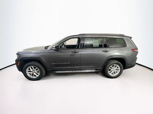 Used 2023 Jeep Grand Cherokee L Laredo image 8