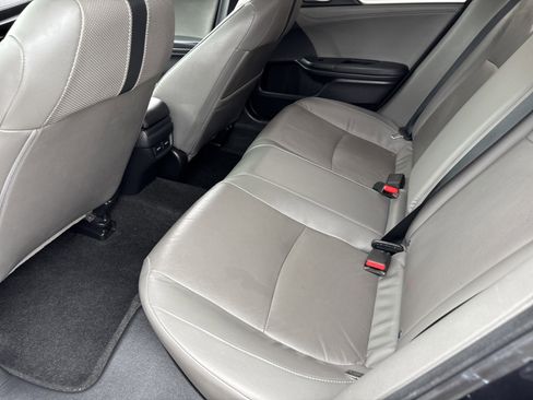 Used 2016 Honda Civic Touring image 16