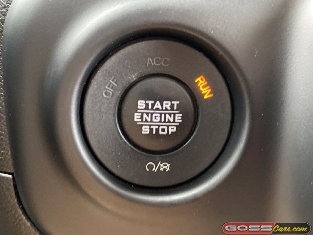 Used 2020 Jeep Gladiator Overland w/ Dual Top Group AWD/4WD image 11
