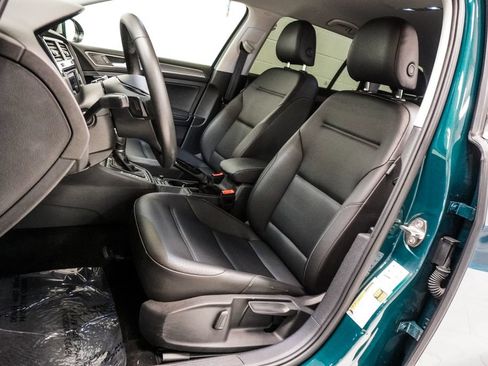 Used 2019 Volkswagen Golf Alltrack S AWD/4WD image 6