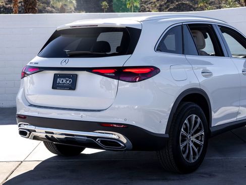 Used 2026 Mercedes-Benz GLC 300 image 10