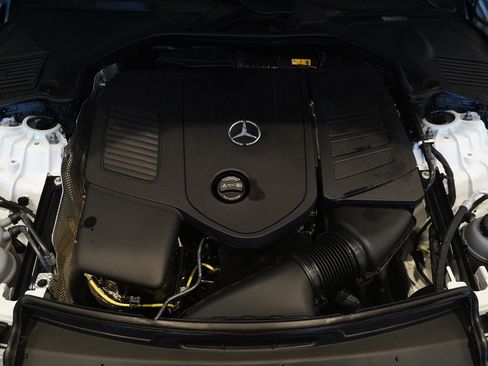 Used 2025 Mercedes-Benz C 300 4MATIC Sedan image 30