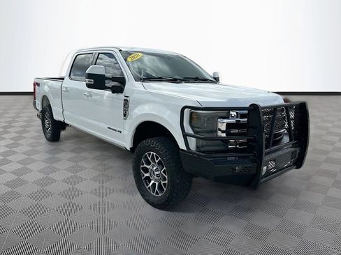 Used 2020 Ford F350 Lariat w/ Lariat Ultimate Package AWD/4WD image 3