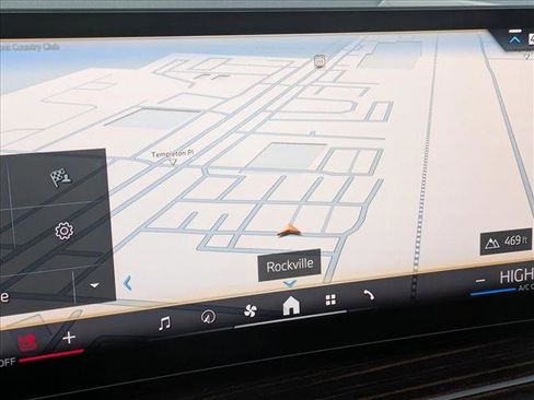 Used 2026 BMW X5 xDrive40i w/ Climate Comfort Package image 14