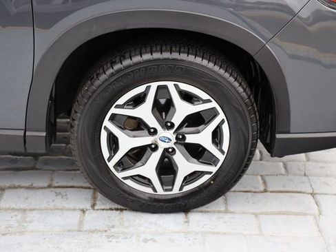 Certified 2021 Subaru Forester Premium w/ Popular Package #1 AWD/4WD image 51