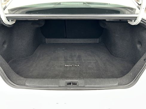 Used 2023 Nissan Sentra SV image 15