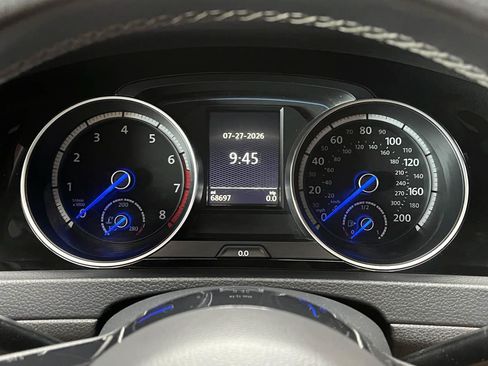 Used 2016 Volkswagen Golf R 4-Door AWD/4WD image 13