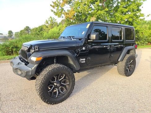 Used 2021 Jeep Wrangler Unlimited Sport AWD/4WD image 1