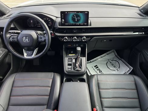 Used 2025 Honda CR-V Sport Touring image 8