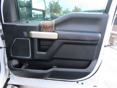 Used 2018 Ford F350 4x4 Crew Cab Super Duty image 46