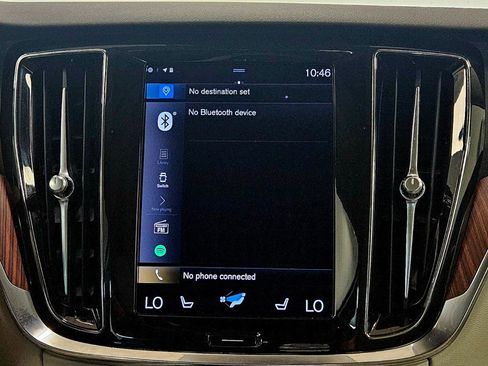 Used 2021 Volvo S60 T5 Momentum w/ Climate Package image 23