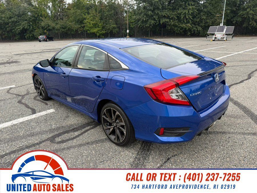 Used 2019 Honda Civic Sport image 3