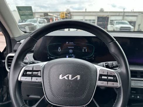 Used 2023 Kia Telluride S AWD/4WD image 10
