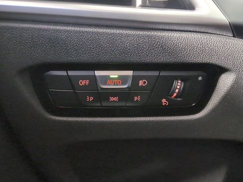 Used 2025 BMW 430i Convertible w/ M Sport Package image 27