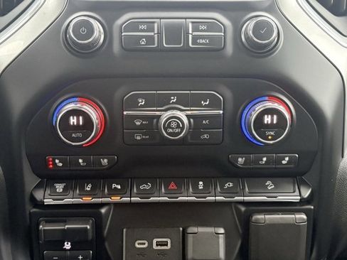 Used 2020 Chevrolet Silverado 3500 LTZ w/ LTZ Premium Package image 24