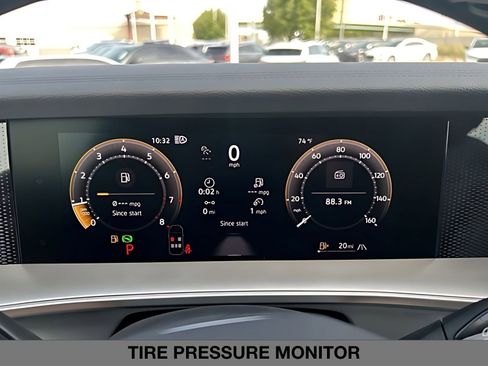 New 2026 Volkswagen Tiguan SE AWD/4WD image 18