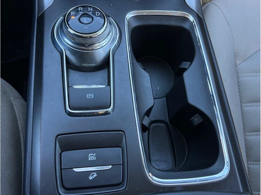 Used 2018 Ford Fusion S FWD image 15