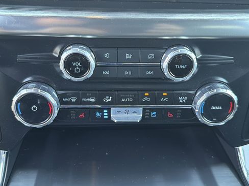 Used 2023 Ford F150 Lariat w/ Equipment Group 502A High AWD/4WD image 7