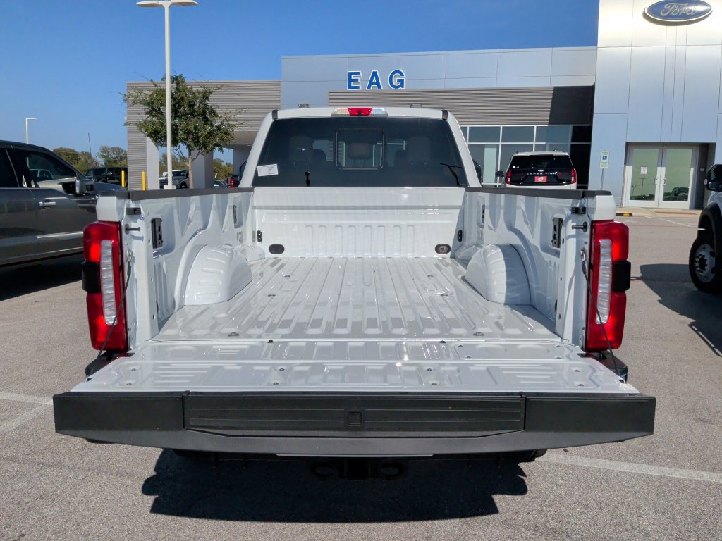 New 2027 Ford F350 Lariat w/ Lariat Ultimate Package AWD/4WD image 45