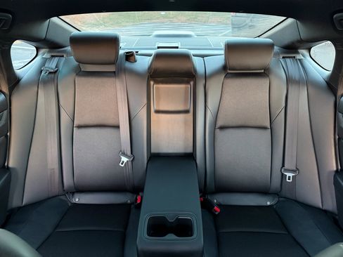 Used 2018 Honda Accord Sport image 68