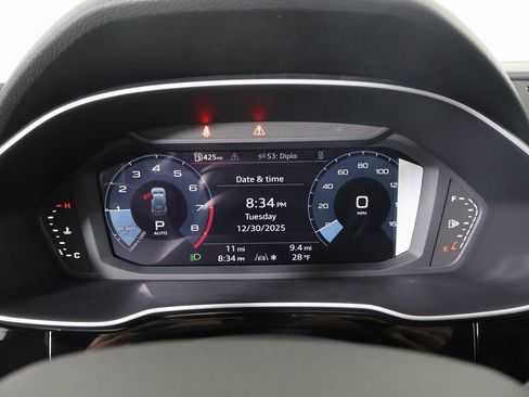 New 2025 Audi Q3 2.0T Premium image 32