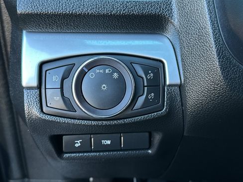 Used 2018 Ford Explorer Limited w/ Equipment Group 301A image 30
