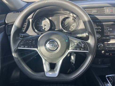 Certified 2017 Nissan Rogue S image 12