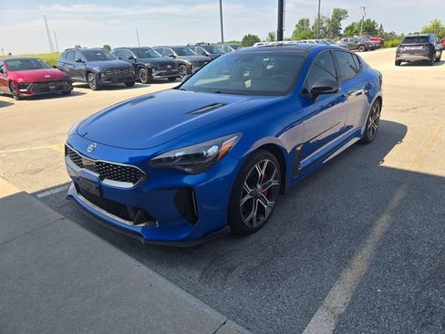 Used 2018 Kia Stinger GT2 AWD/4WD image 8