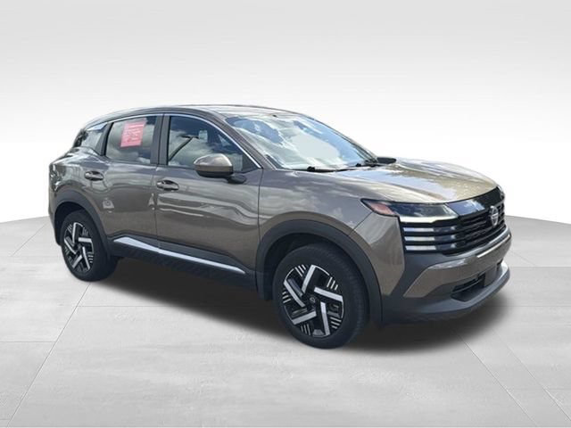 Used 2025 Nissan Kicks SV FWD image 7