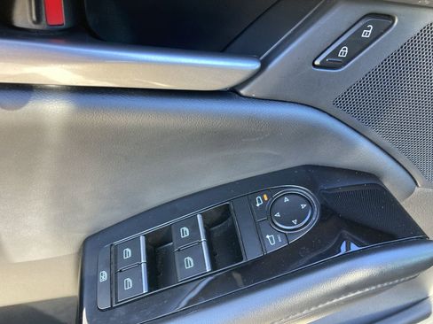 Used 2024 MAZDA MAZDA3 s image 15