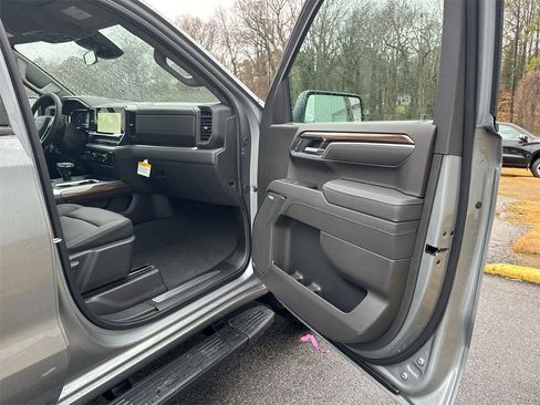 New 2026 Chevrolet Silverado 1500 LT Trail Boss w/ Convenience Package II image 30