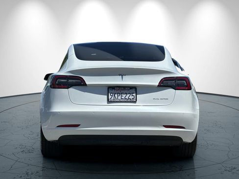 Used 2021 Tesla Model 3 Long Range AWD/4WD image 5